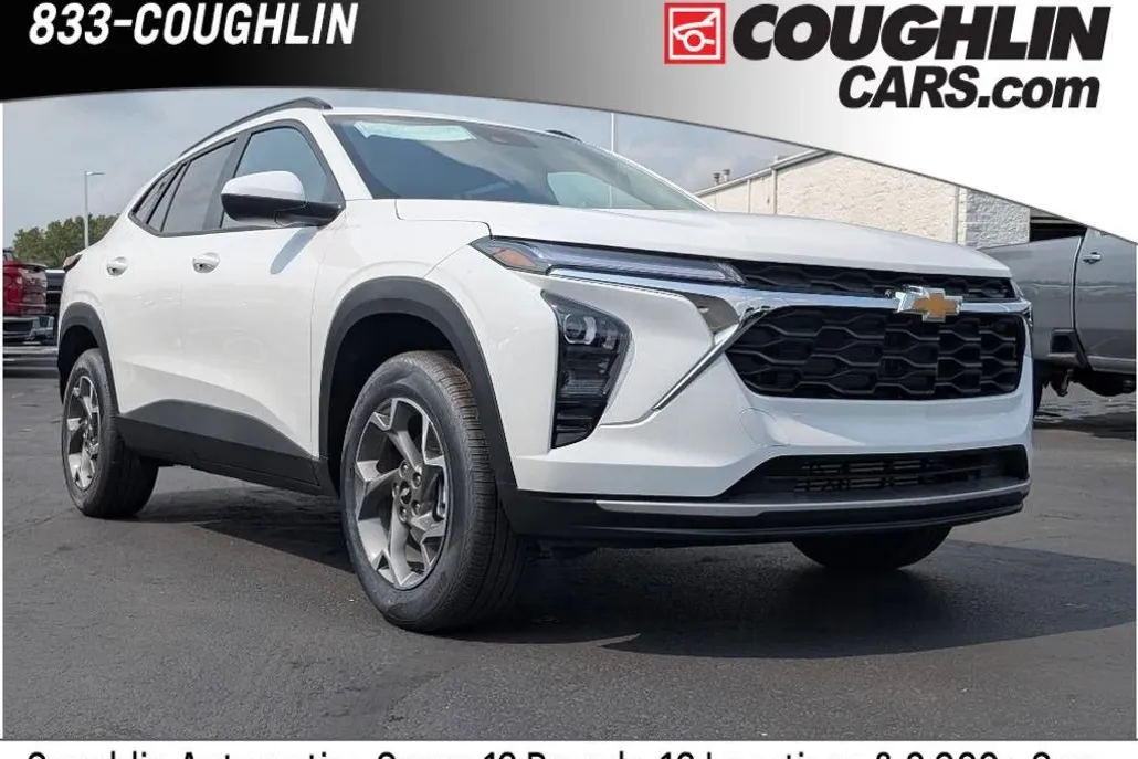 2025 Chevrolet Trax LT photo 1