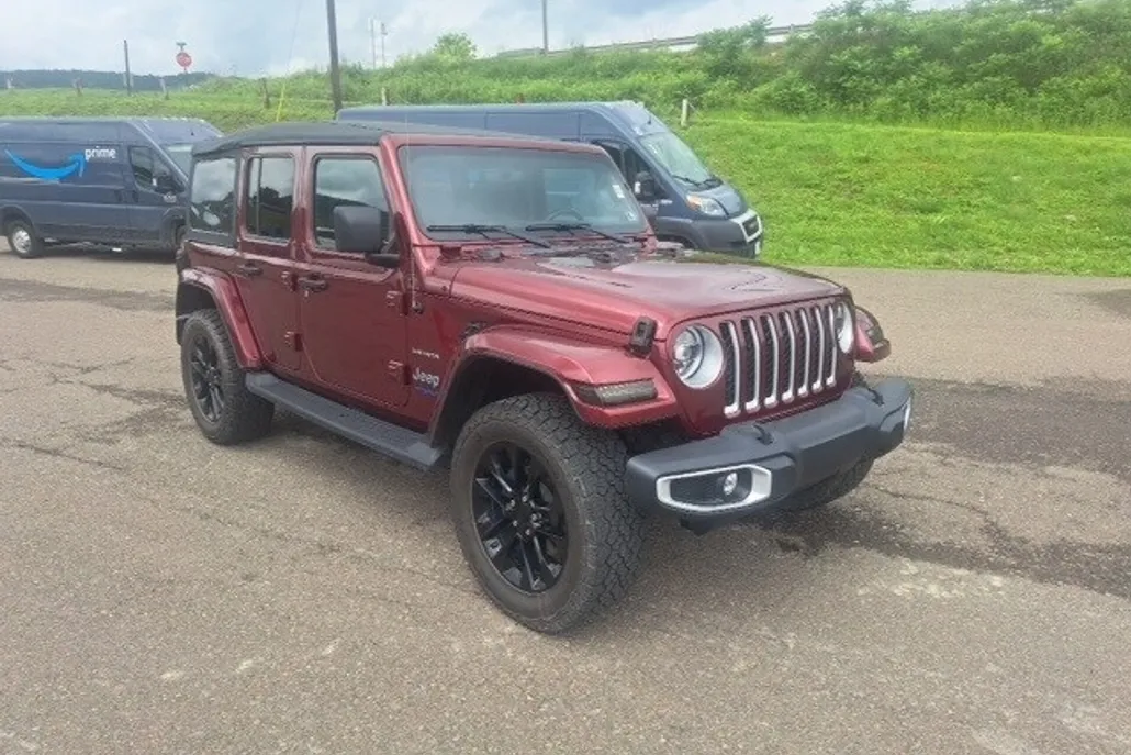 2021 Jeep Wrangler Unlimited Sahara 4xe photo 1