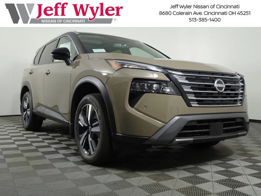 2025 Nissan Rogue SL photo 1