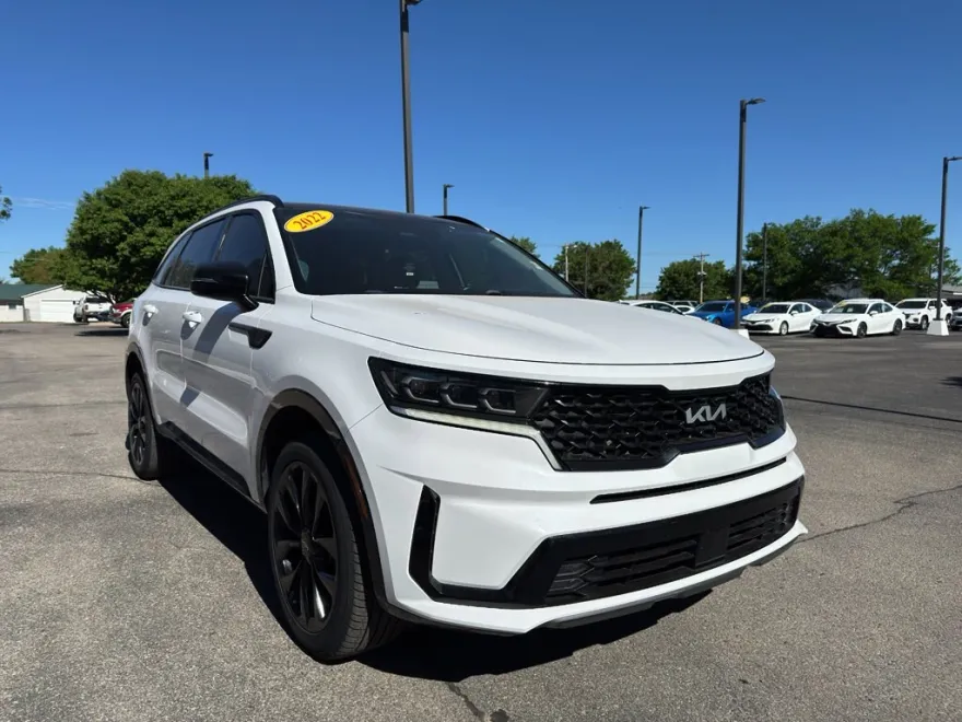 2022 Kia Sorento SX photo 1