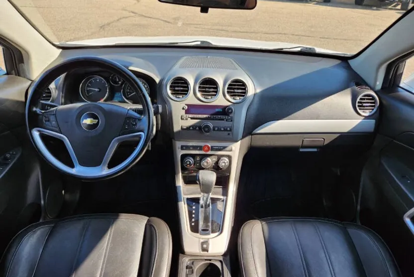 2012 Chevrolet Captiva Sport LT photo 1