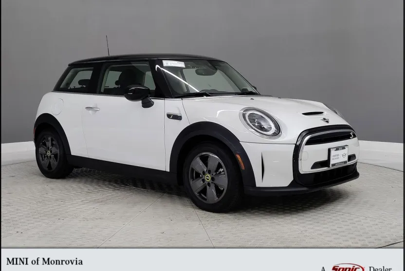 2024 Mini Cooper 2 Door Hardtop photo 1