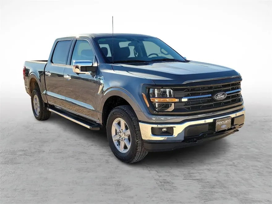 2025 Ford F-150 XLT photo 1