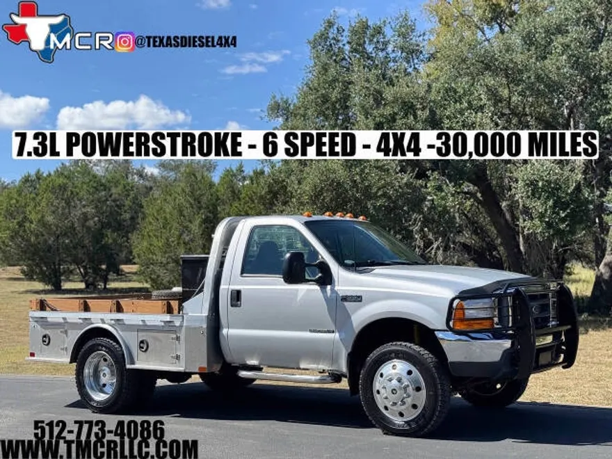 2001 Ford F-550 XLT photo 1