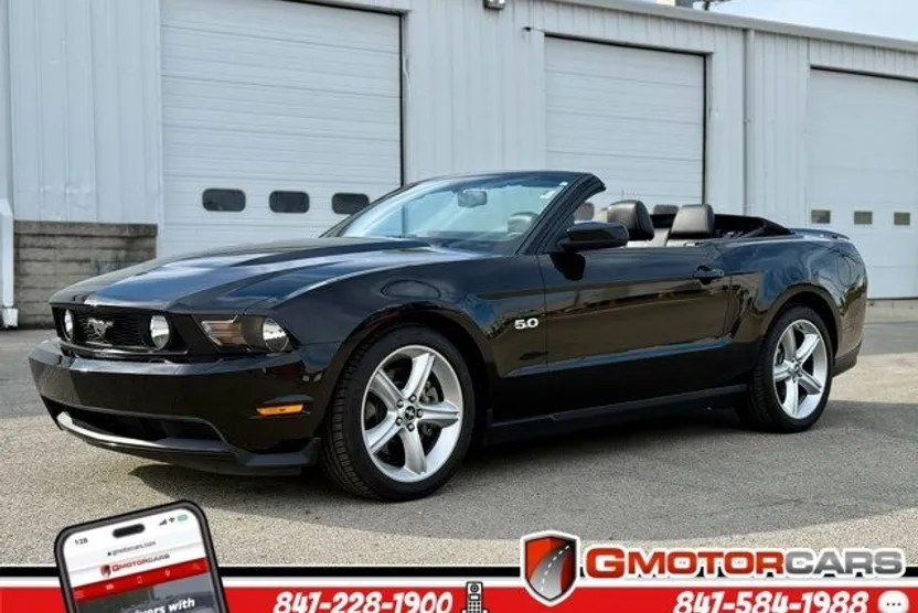 2012 Ford Mustang GT Premium photo 1