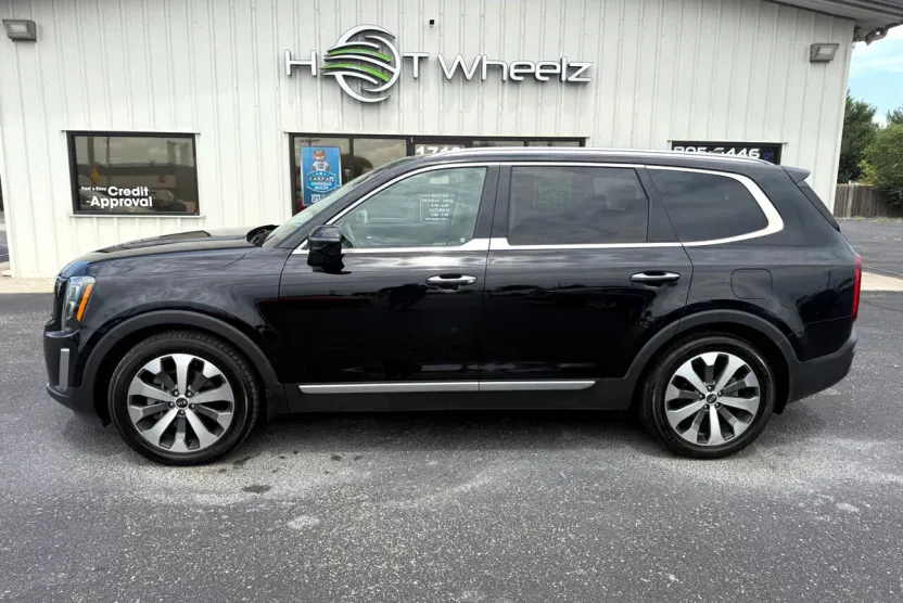 2020 Kia Telluride SX photo 1