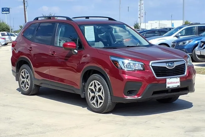 2020 Subaru Forester Premium photo 1