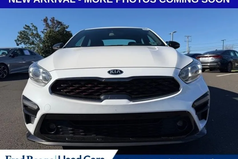 2021 Kia Forte GT-Line photo 1