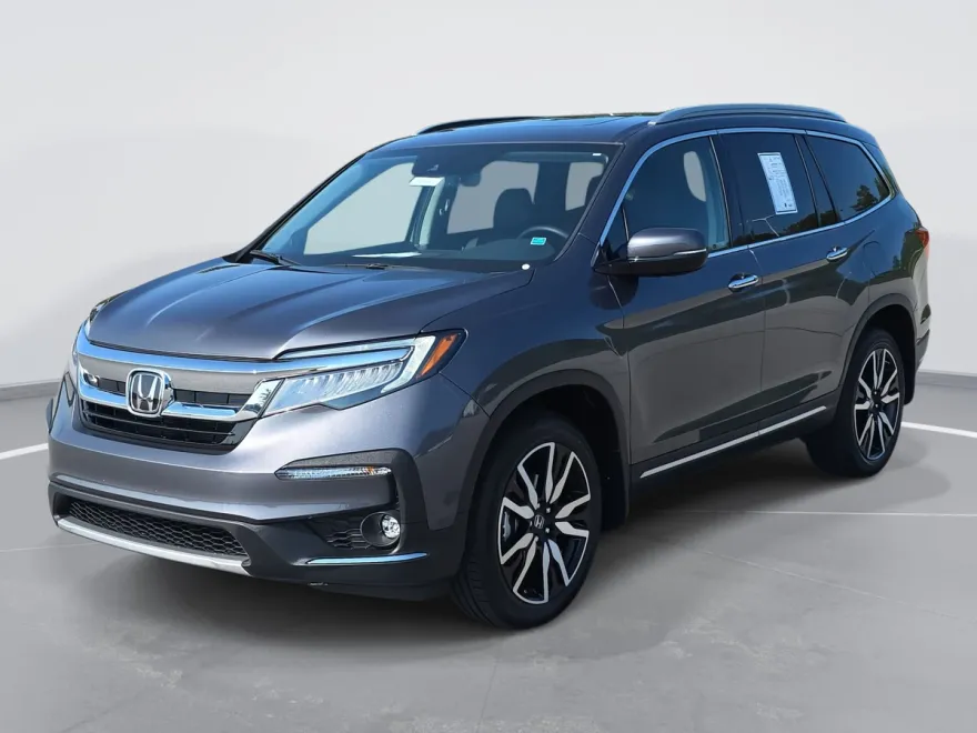 2022 Honda Pilot Touring photo 1