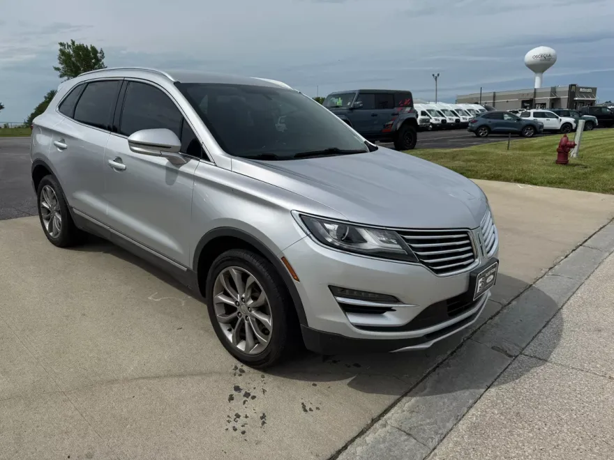 2017 Lincoln MKC Select photo 3