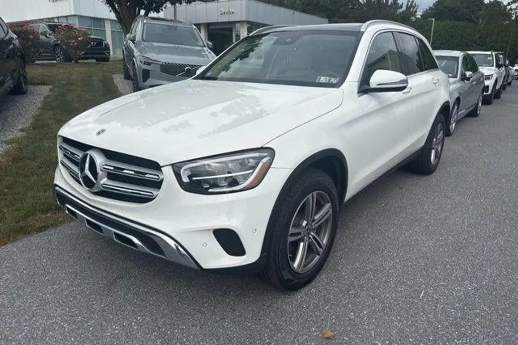 2022 Mercedes Benz GLC 300 4MATIC photo 1