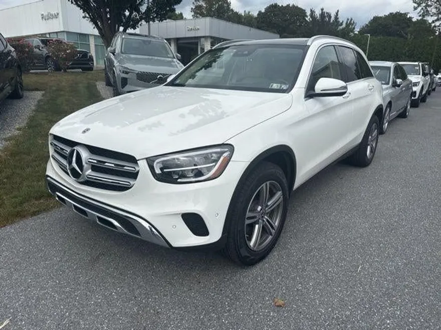 2022 Mercedes Benz GLC 300 4MATIC photo 1