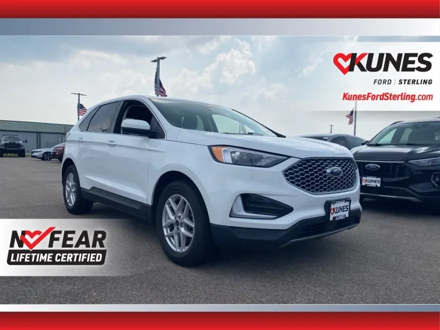 2024 Ford Edge SEL photo 1