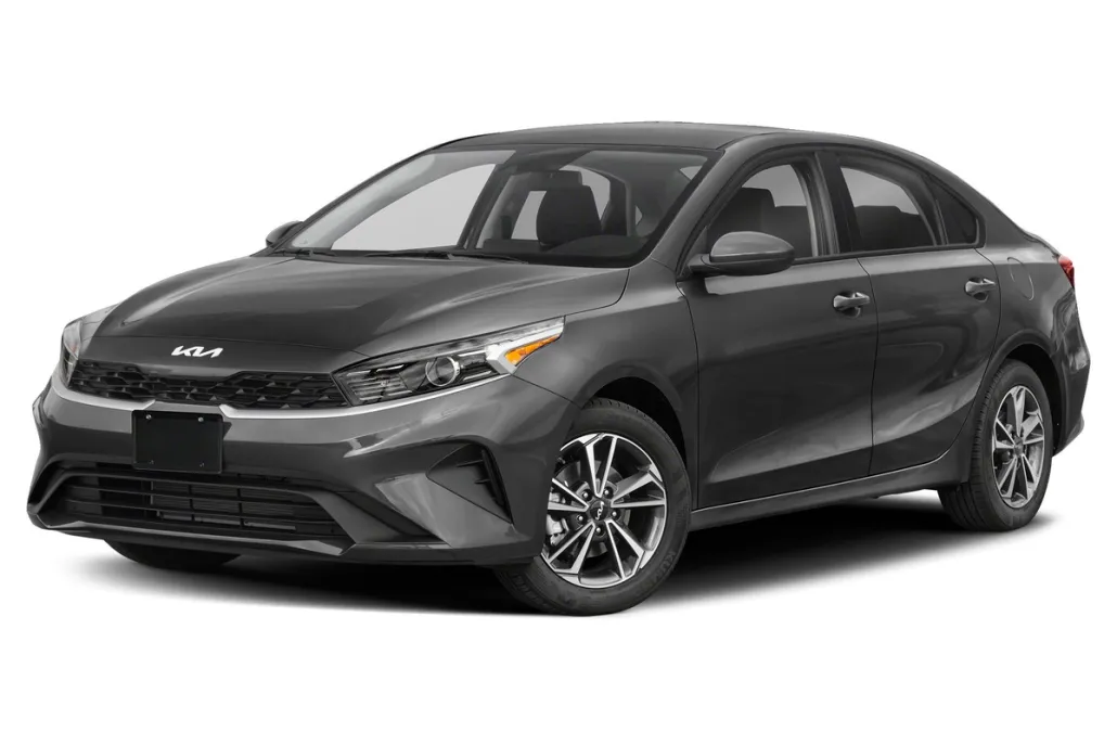 2022 Kia Forte LXS photo 1