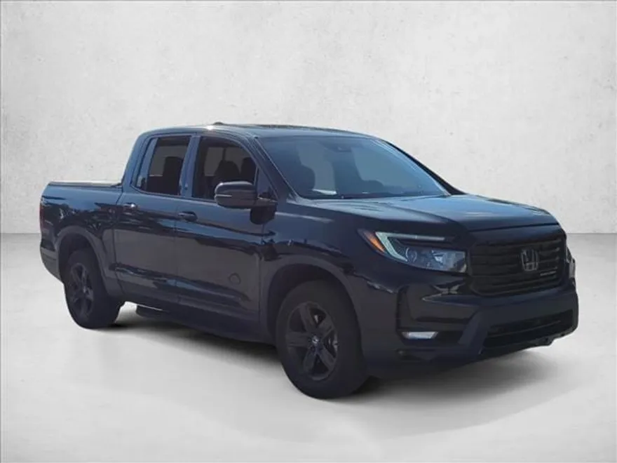 2023 Honda Ridgeline Black Edition photo 1