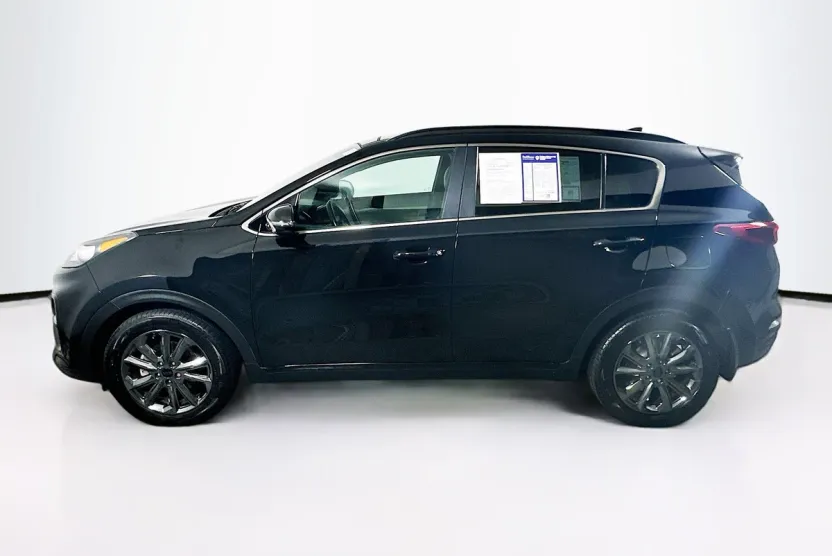 2021 Kia Sportage S photo 1