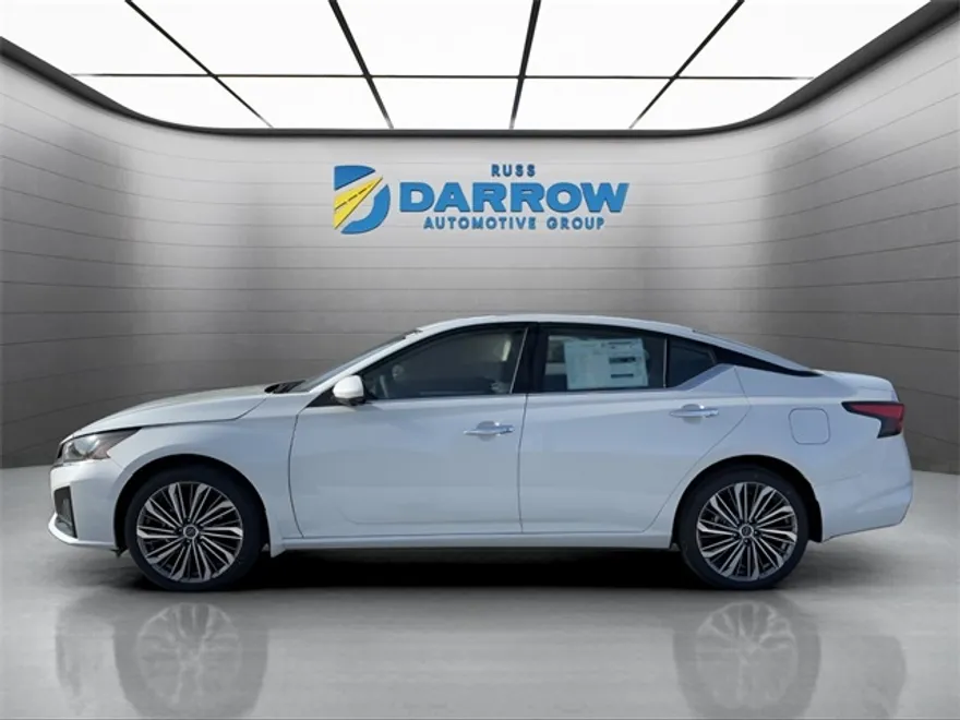 2025 Nissan Altima 2.5 SL photo 1