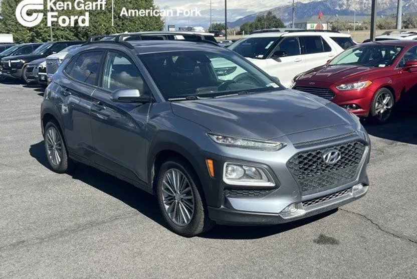 2020 Hyundai Kona SEL Plus photo 1