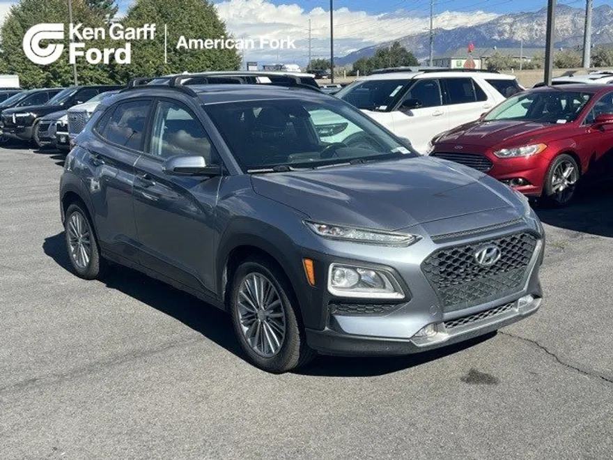 2020 Hyundai Kona SEL Plus photo 1
