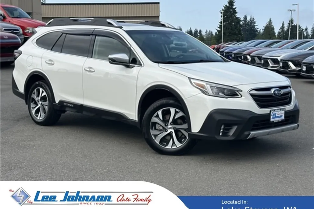 2021 Subaru Outback Touring photo 1