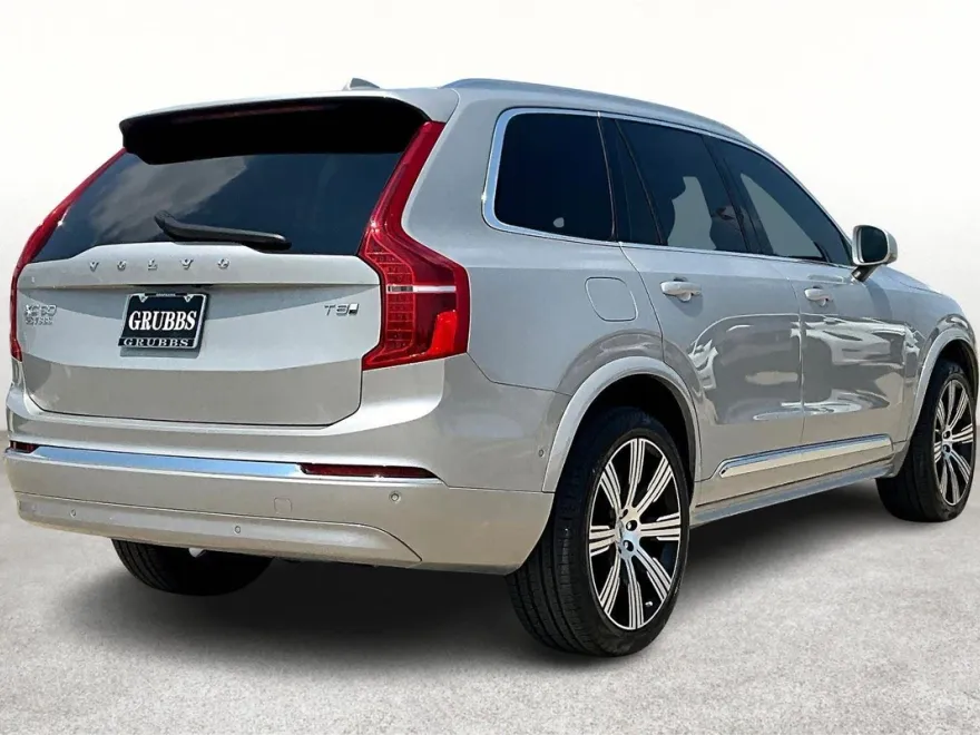 2025 Volvo XC90 T8 photo 1