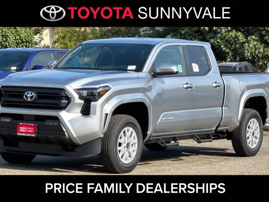2025 Toyota Tacoma SR5 photo 1