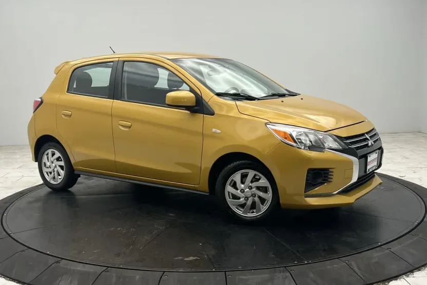 2022 Mitsubishi Mirage LE photo 1