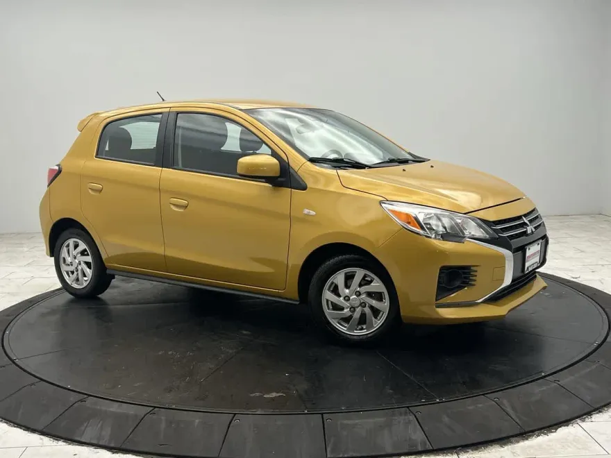 2022 Mitsubishi Mirage LE photo 1