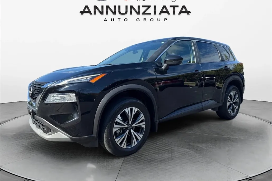 2022 Nissan Rogue SV photo 1