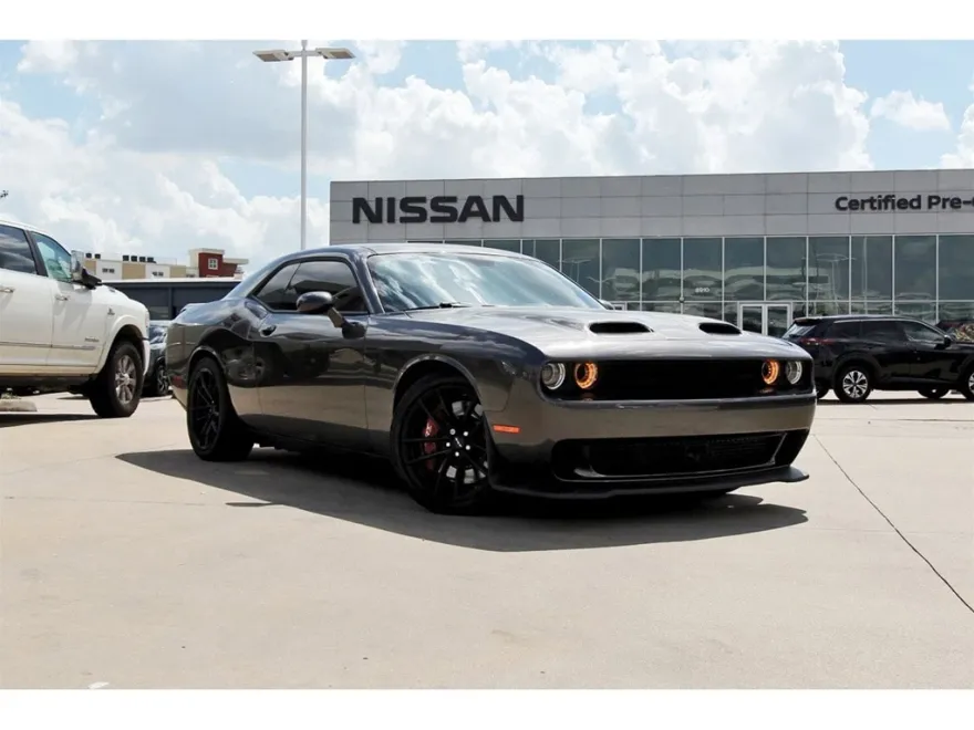 2023 Dodge Challenger SRT8 Hellcat photo 1