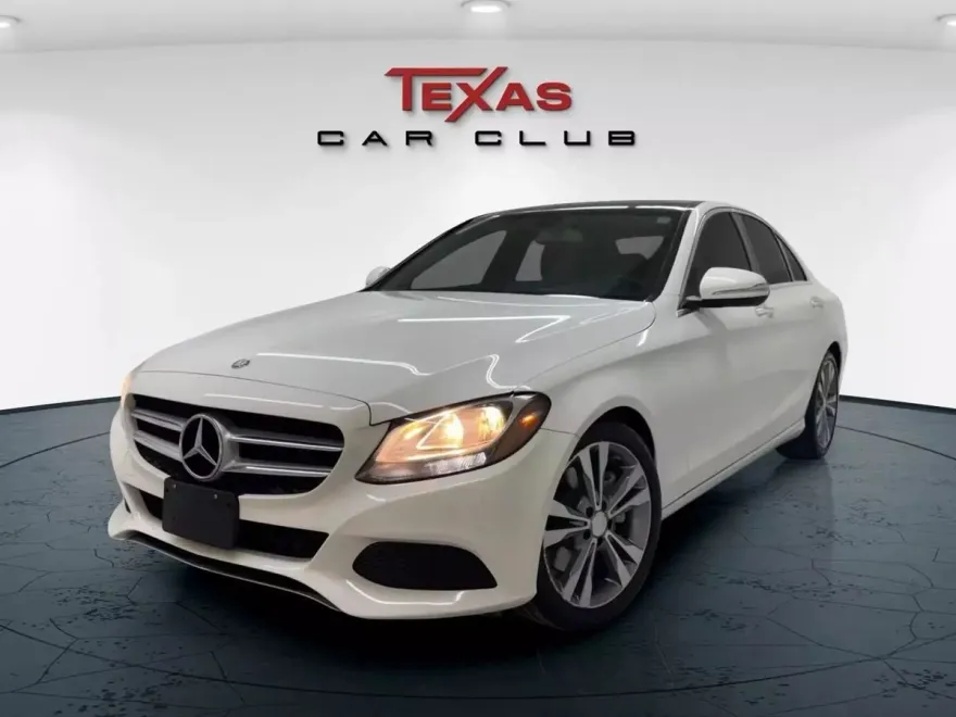 2015 Mercedes Benz C 300 Sedan photo 1