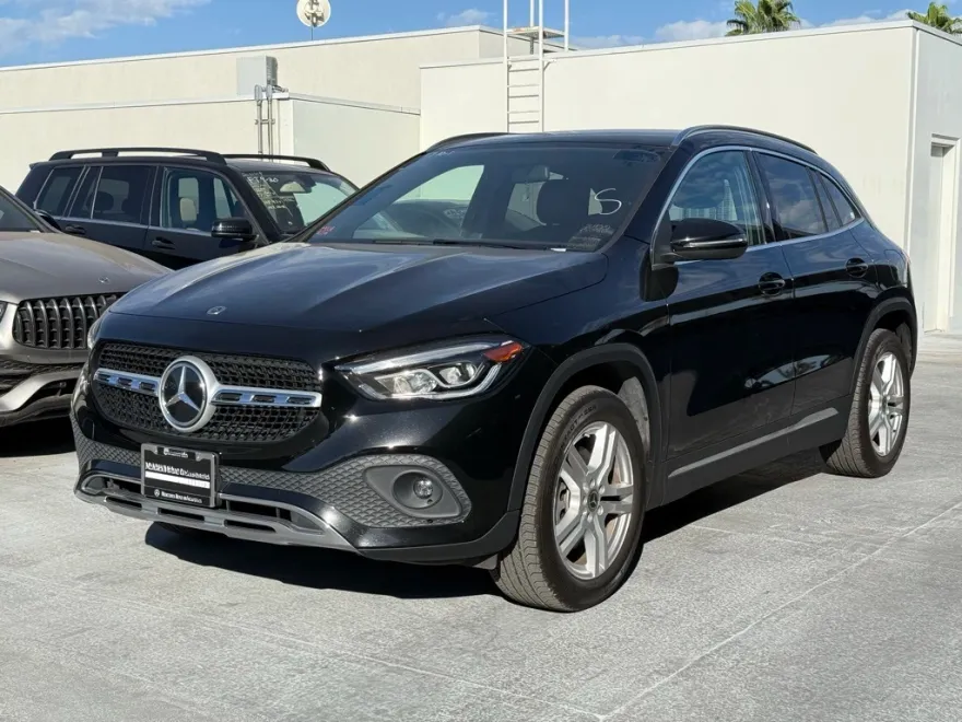 2021 Mercedes Benz GLA 250 photo 1