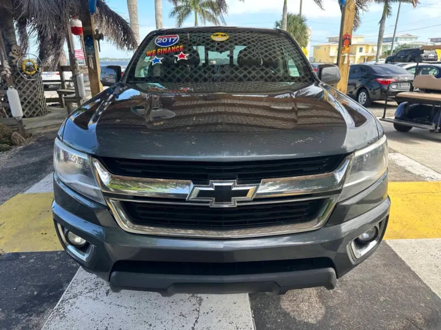 2017 Chevrolet Colorado LT photo 1
