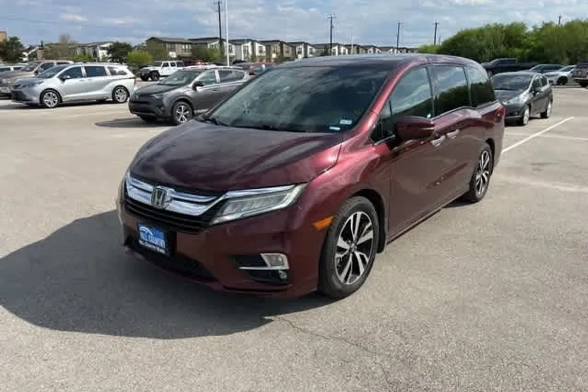 2018 Honda Odyssey Elite photo 1