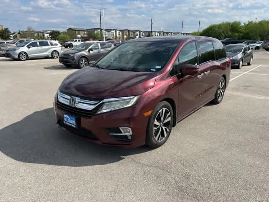 2018 Honda Odyssey Elite photo 1