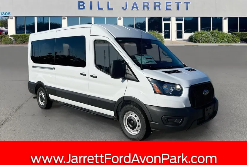 2025 Ford Transit Passenger XL photo 1