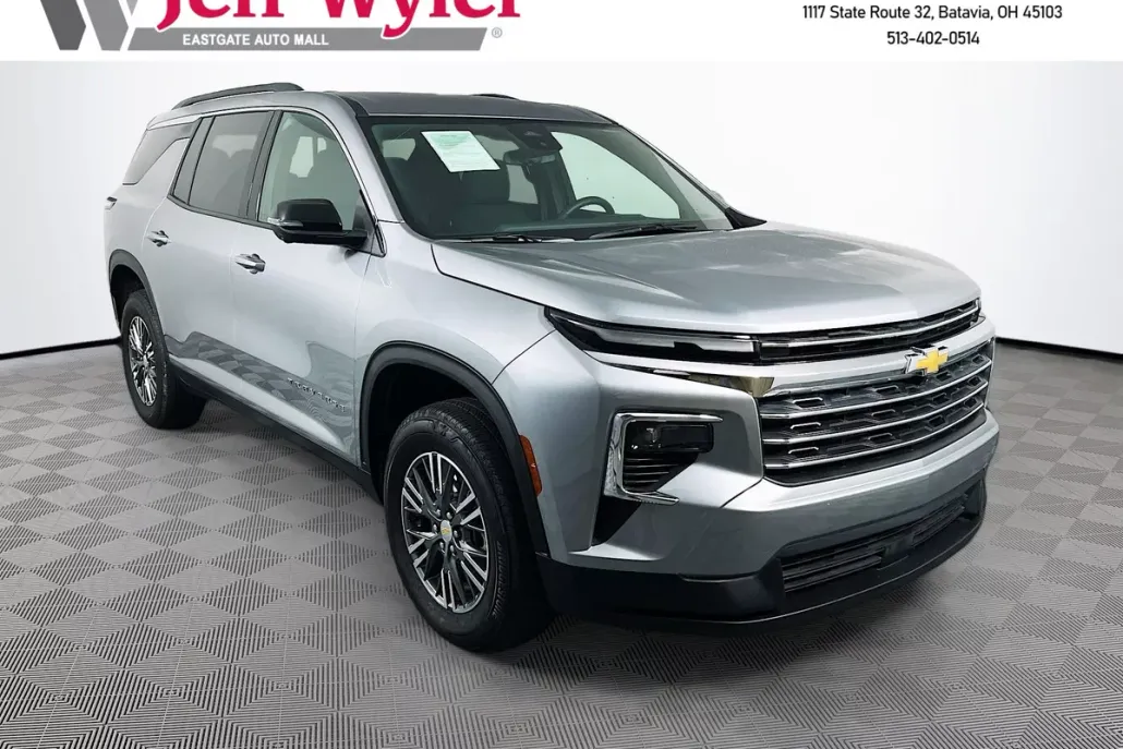 2024 Chevrolet Traverse photo 1