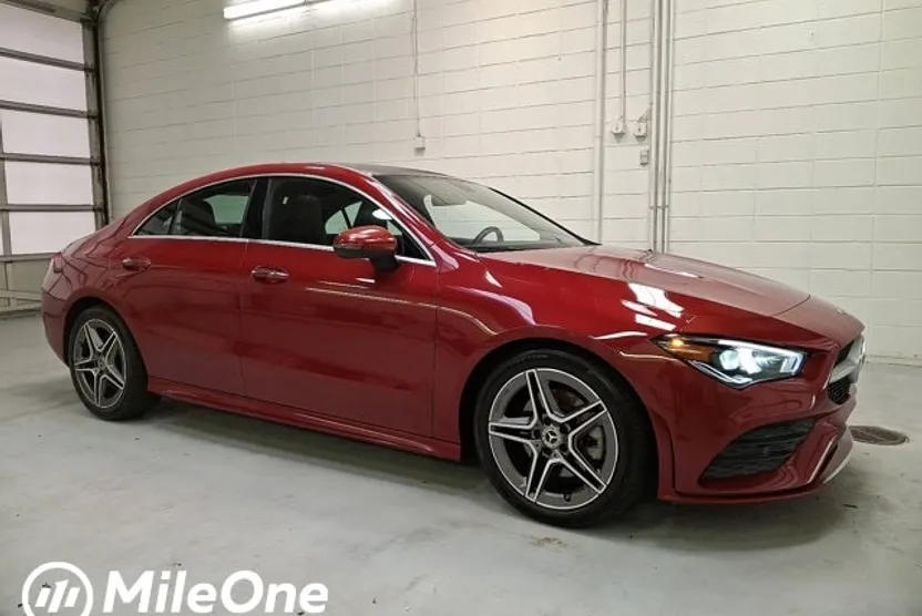 2021 Mercedes Benz CLA 250 4MATIC photo 1