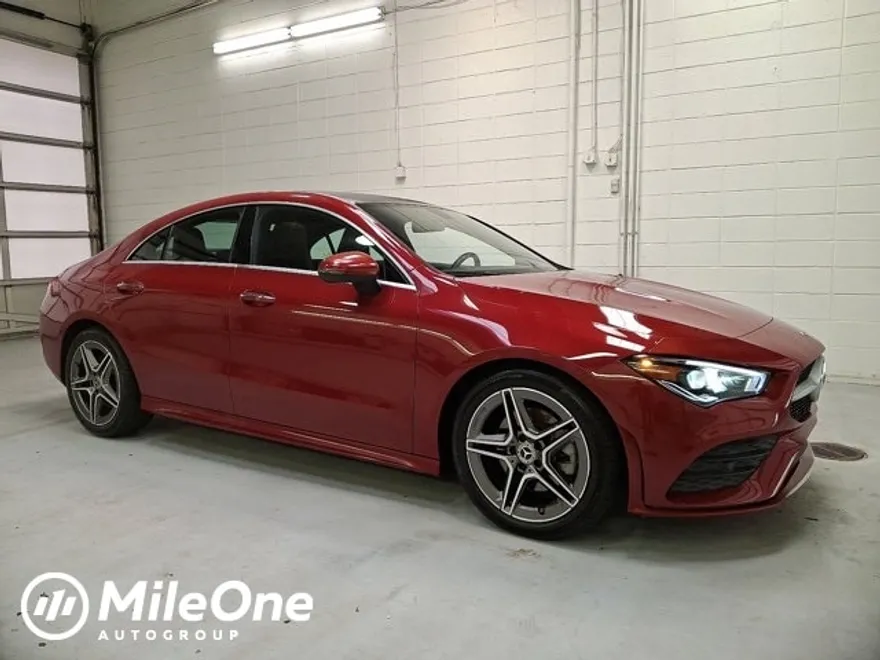 2021 Mercedes Benz CLA 250 4MATIC photo 1