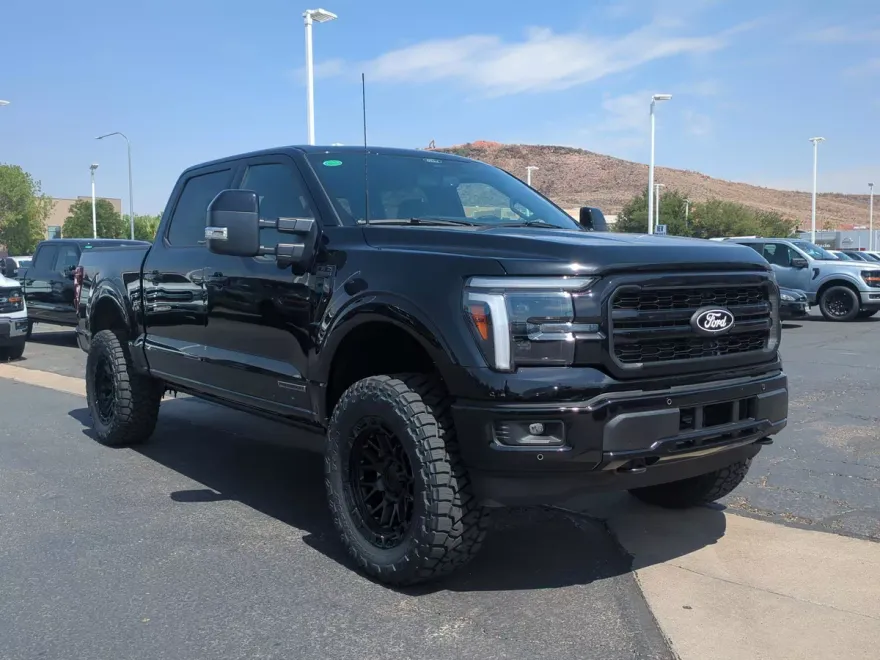 2025 Ford F-150 Lariat photo 1