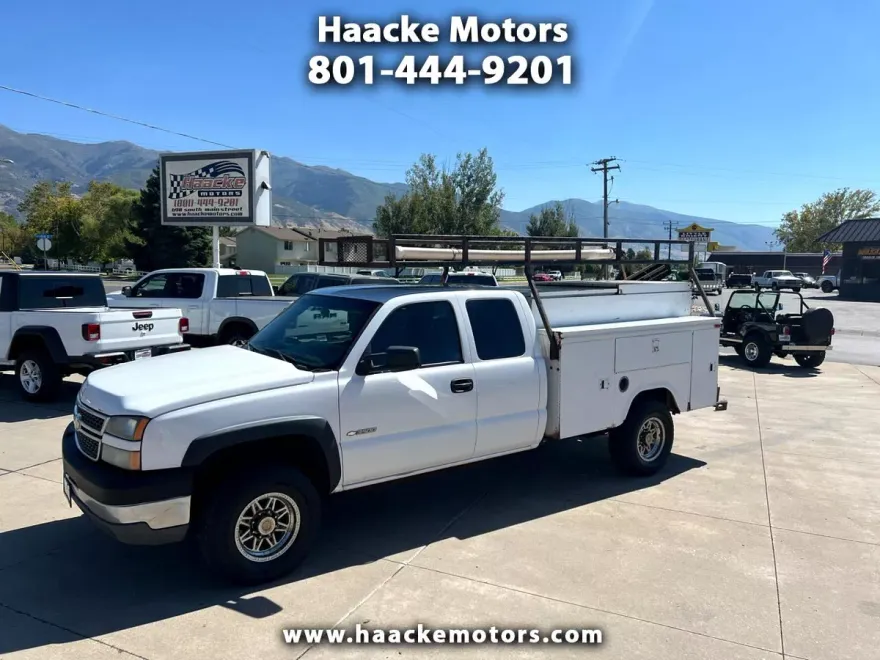2005 Chevrolet Silverado 3500HD photo 1