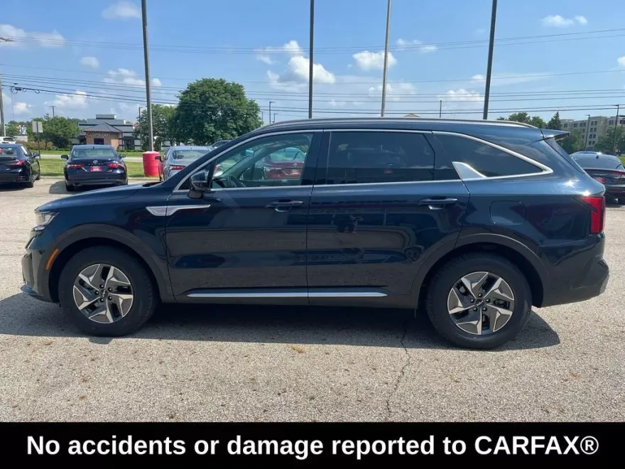 2022 Kia Sorento Hybrid EX photo 1