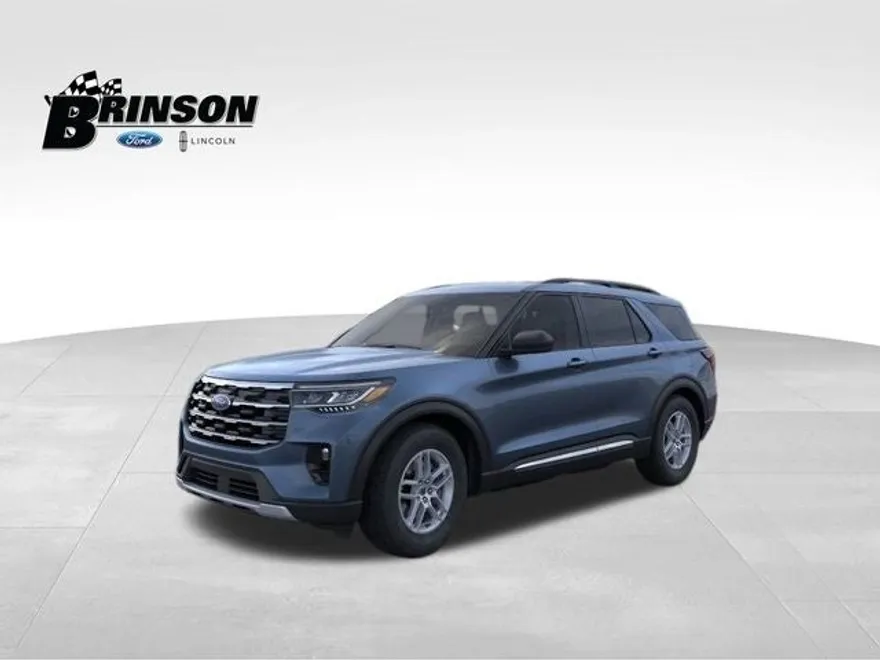 2025 Ford Explorer photo 1