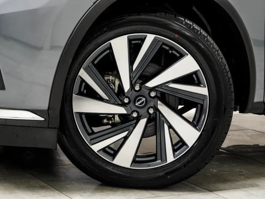 2023 Nissan Murano SL photo 1