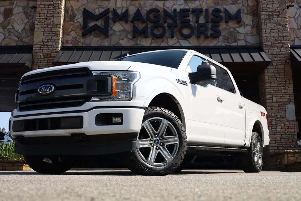 2019 Ford F-150 XLT photo 1