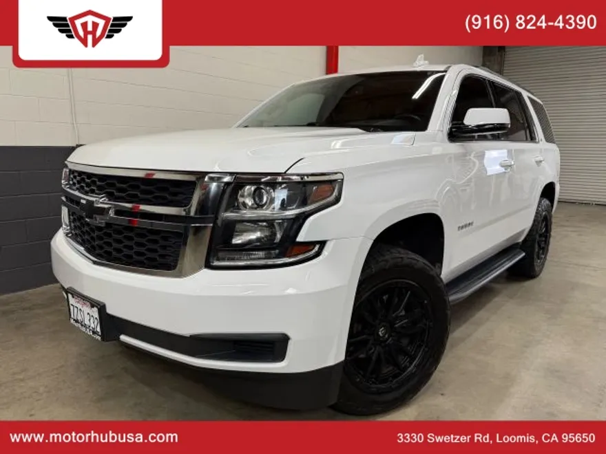 2017 Chevrolet Tahoe LT photo 1