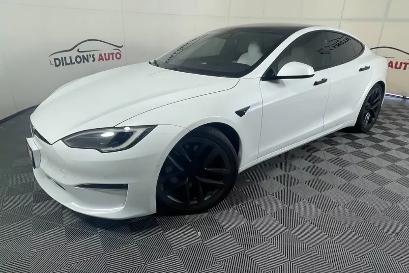 2023 Tesla Model S Standard Range photo 1
