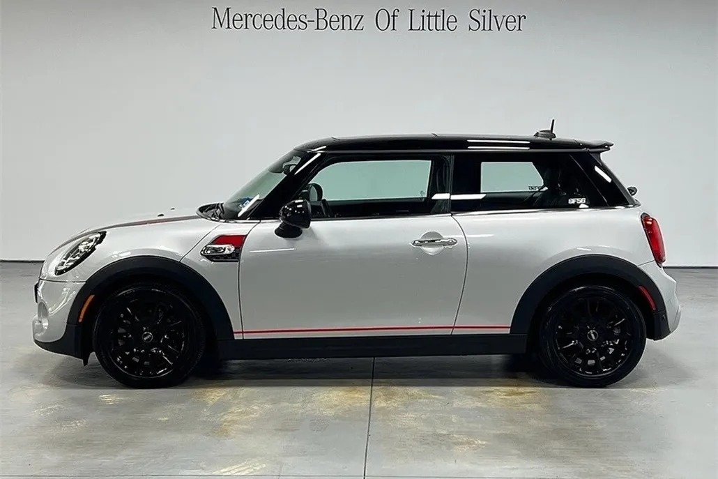 2019 Mini Cooper 2 Door Hardtop S photo 1