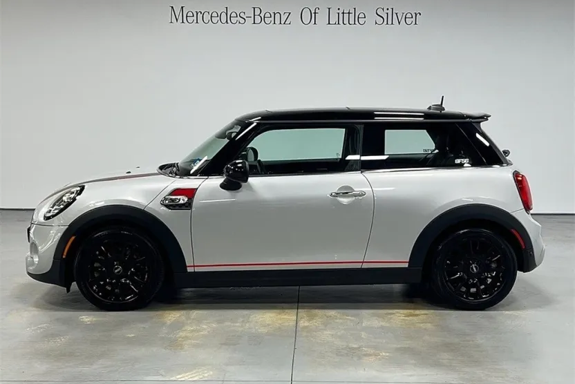 2019 Mini Cooper 2 Door Hardtop S photo 1