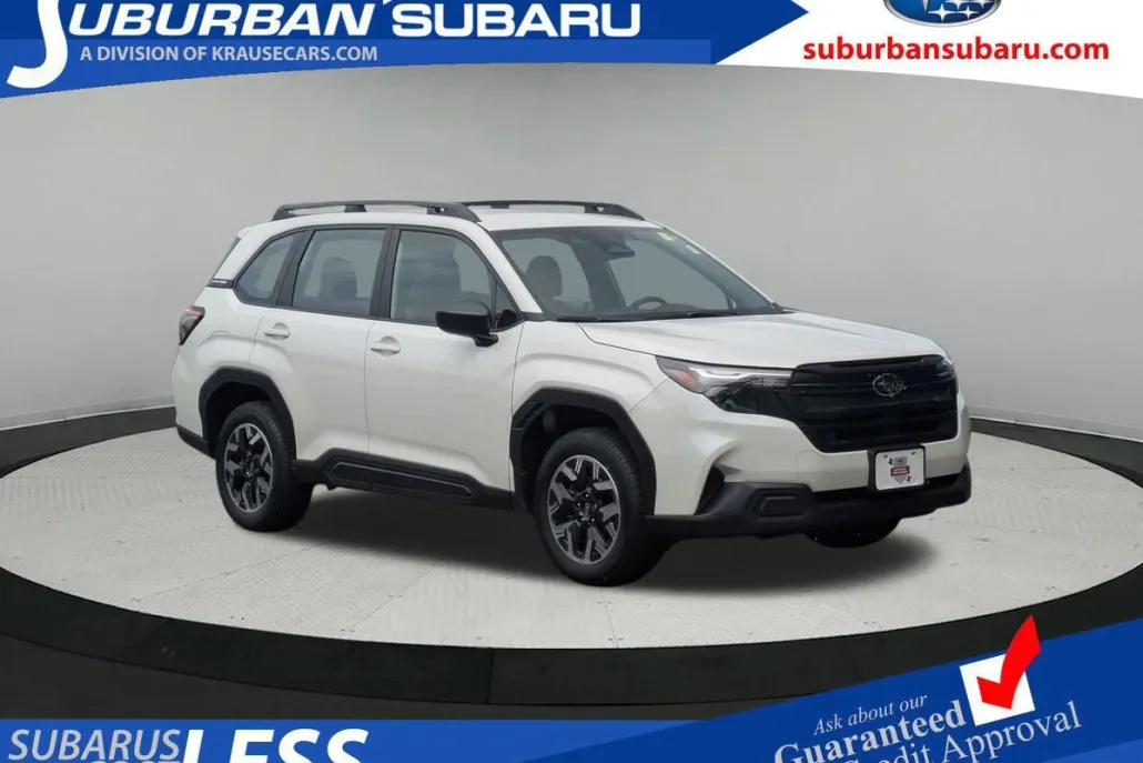 2025 Subaru Forester Base photo 1